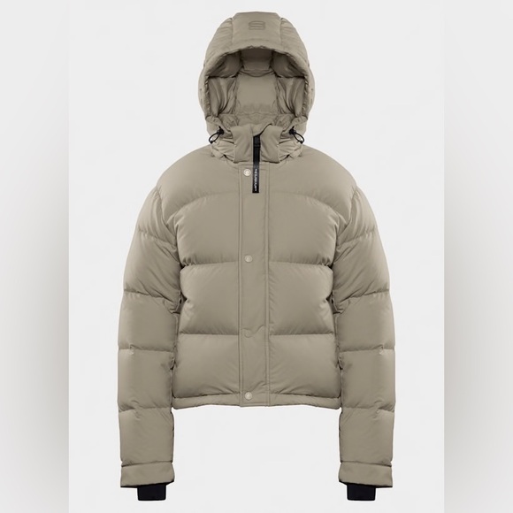 Aritzia Jackets & Blazers - The Super Puff™ Shorty in Modern Taupe